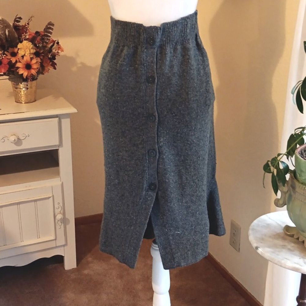 NWT Multiple Threads Knit Sweater Skirt